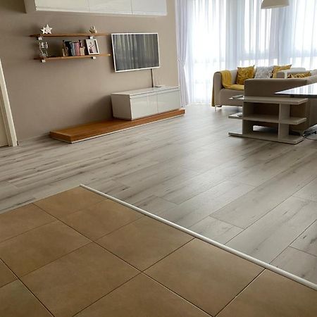 Apartament Avana Oradea Eksteriør billede