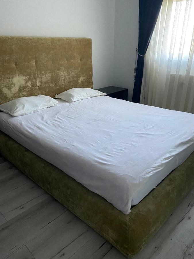 Apartament Avana Oradea Eksteriør billede